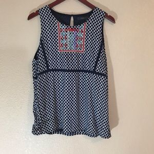 Sleeveless boho blouse floral detail lined euc